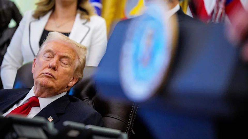 Former White House Lawyer Says Trump Shows a “Palpable” Cognitive Decline After Rambling Press Conference