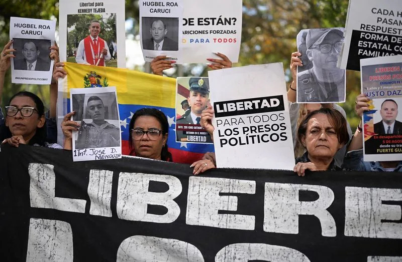 Venezuelans Weigh Returning Home Amid Political Shifts and Fragile Hope