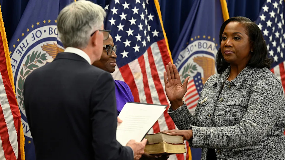 Supreme Court Signals Doubt Over Bid To Oust Fed Governor Lisa Cook; Cook Reaffirms Independence