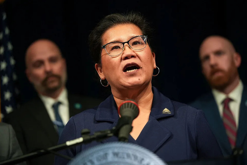 St. Paul’s New Hmong-American Mayor Calls ICE Arrest ‘Heartbreaking’ as Immigration Raids Escalate