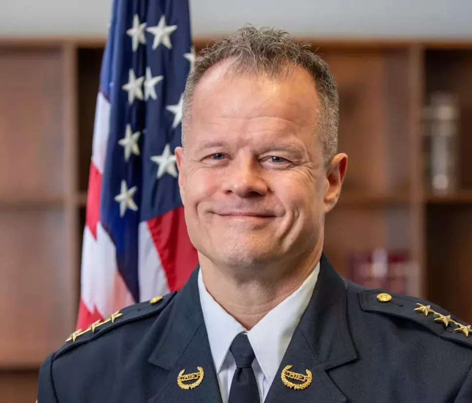 Minnesota Chiefs Say ICE Agents Racially Profiled Officers Of Color During Aggressive Traffic Stops