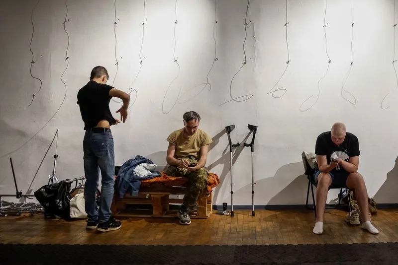 From Frontlines to Footlights: Wounded Ukrainian Veterans Heal and Find Purpose Through Theatre
