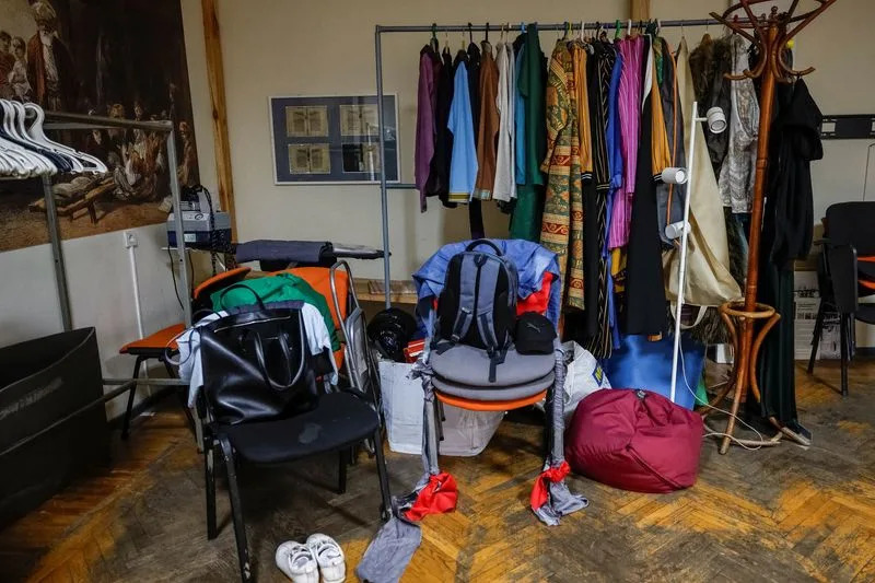 From Frontlines to Footlights: Wounded Ukrainian Veterans Heal and Find Purpose Through Theatre