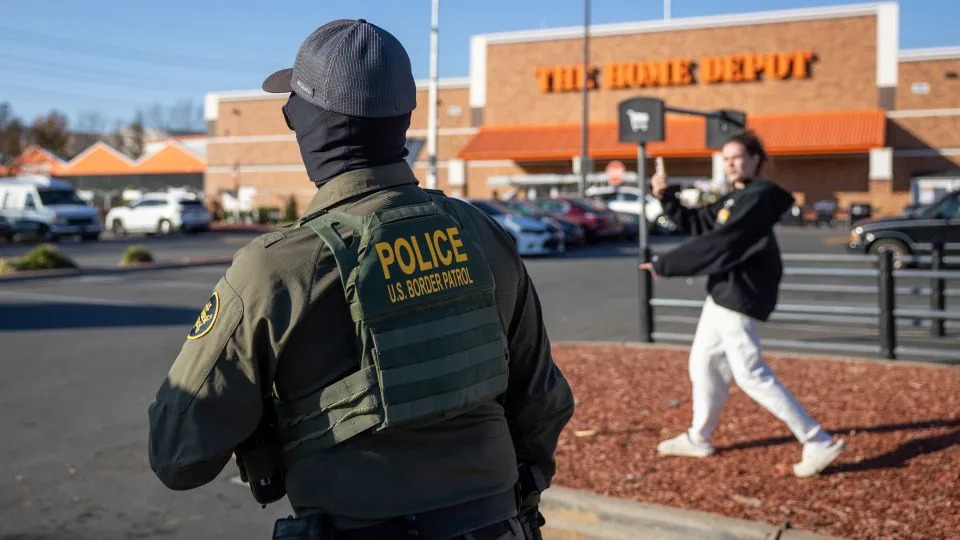 ‘Domestic Terrorists’? Renee Goodby’s Death Fuels Surge in ICE Observers — Legal Risks and Protections