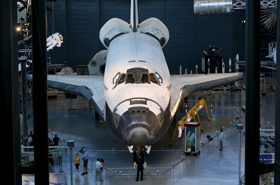 NASA May Keep Shuttle Discovery In Virginia — Isaacman Offers Houston An Artemis Spacecraft