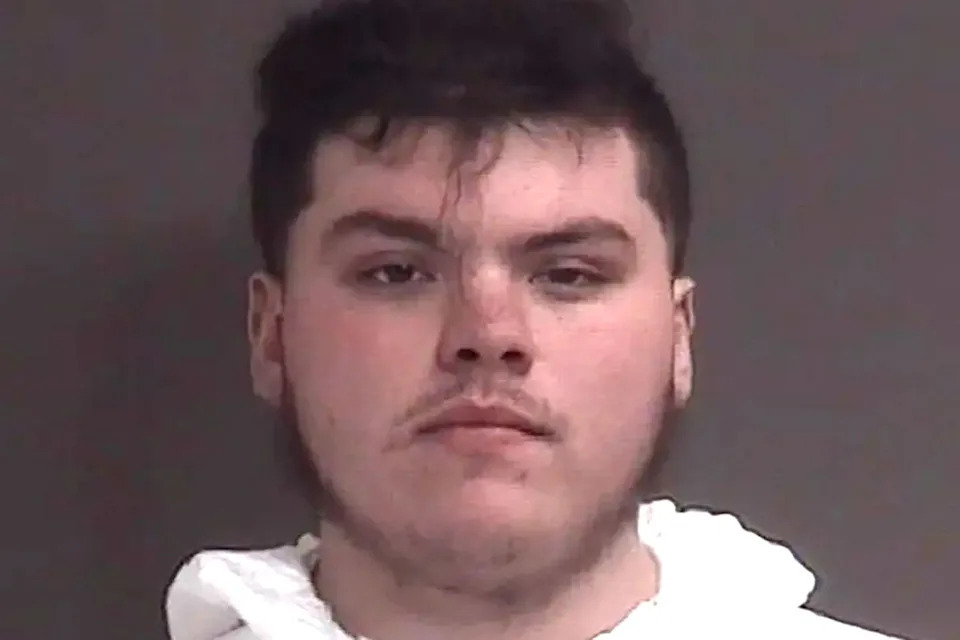 Decorated Marine Fatally Shot During Facebook Marketplace iPhone Sale — Called 911 and Texted 