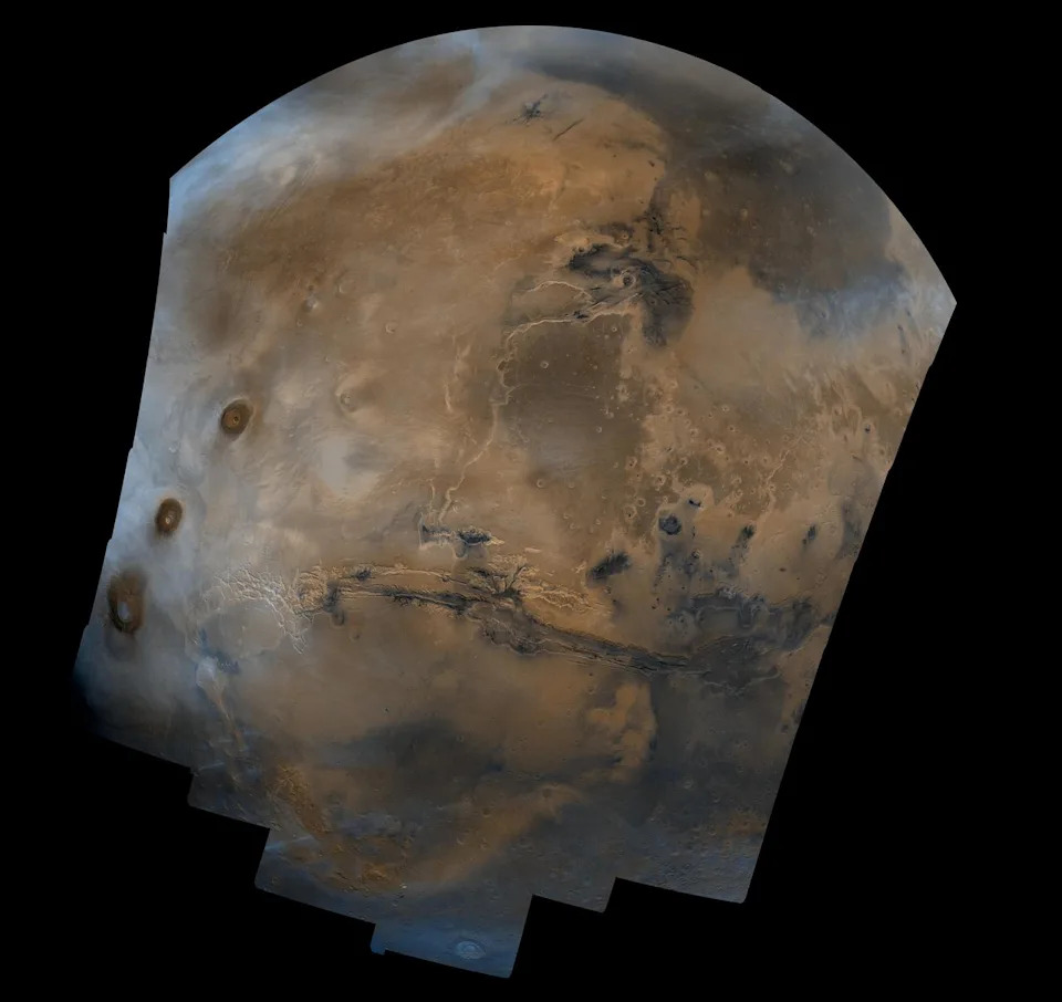 Orbital Images Suggest an Ancient Arctic-Sized Ocean Once Covered Mars' Northern Hemisphere