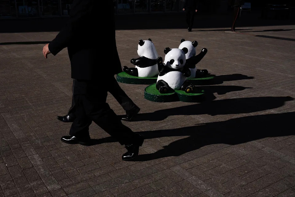 Last Chance To See Ueno’s Panda Twins — Xiao Xiao and Lei Lei Return to China as Ties Cool