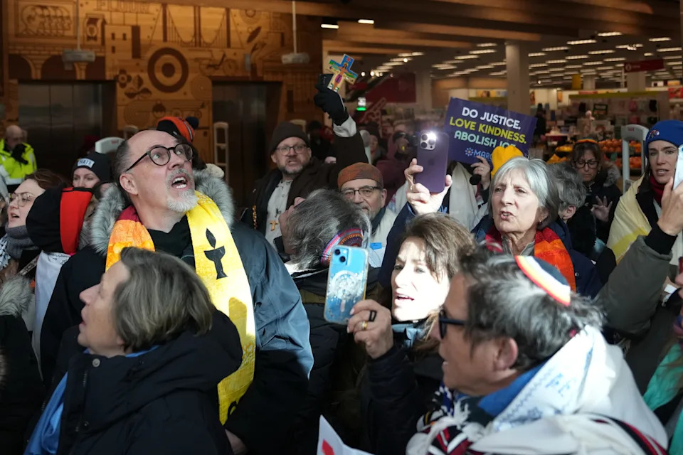 Rare In-Church Protest in St. Paul Highlights Legal, Historical Tensions Over Worship Disruptions