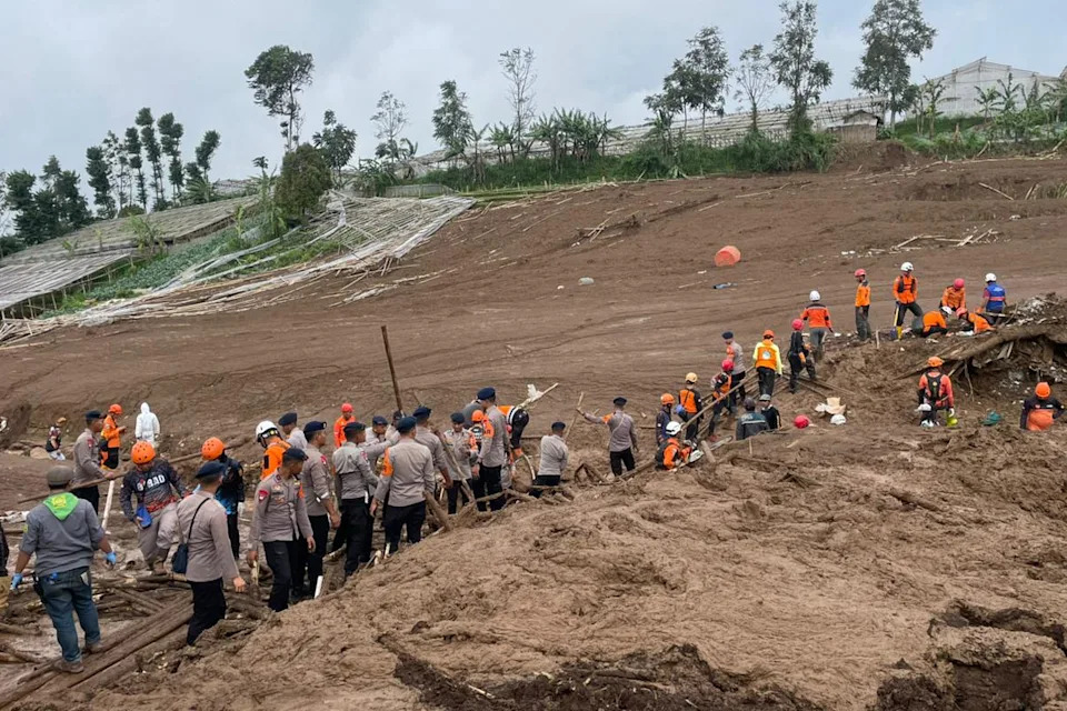Rescuers Recover More Bodies After Devastating Java Landslide; 72 Still Missing