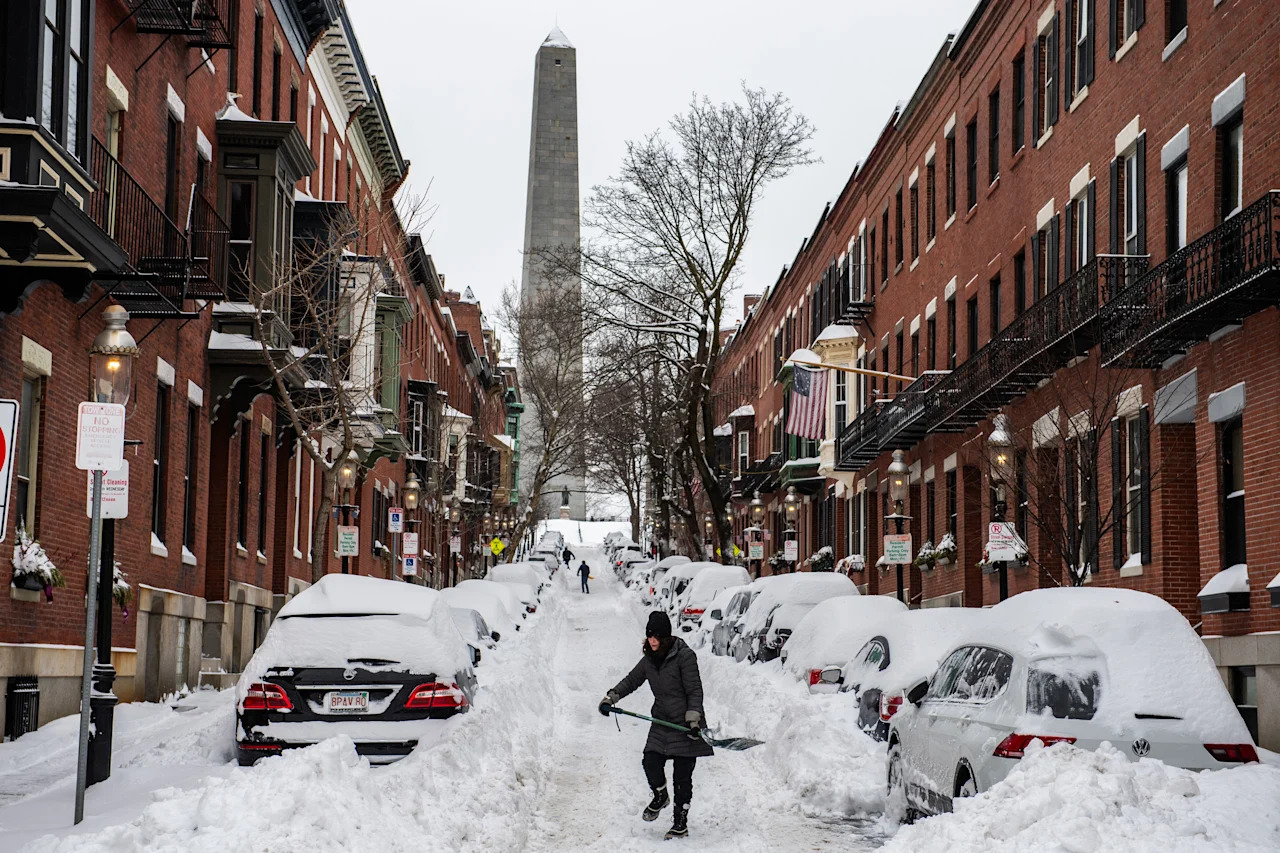 Massive Winter Storm Paralyses Much Of U.S.: Heavy Snow In Northeast, Catastrophic Ice In The South, Hundreds Of Thousands Without Power