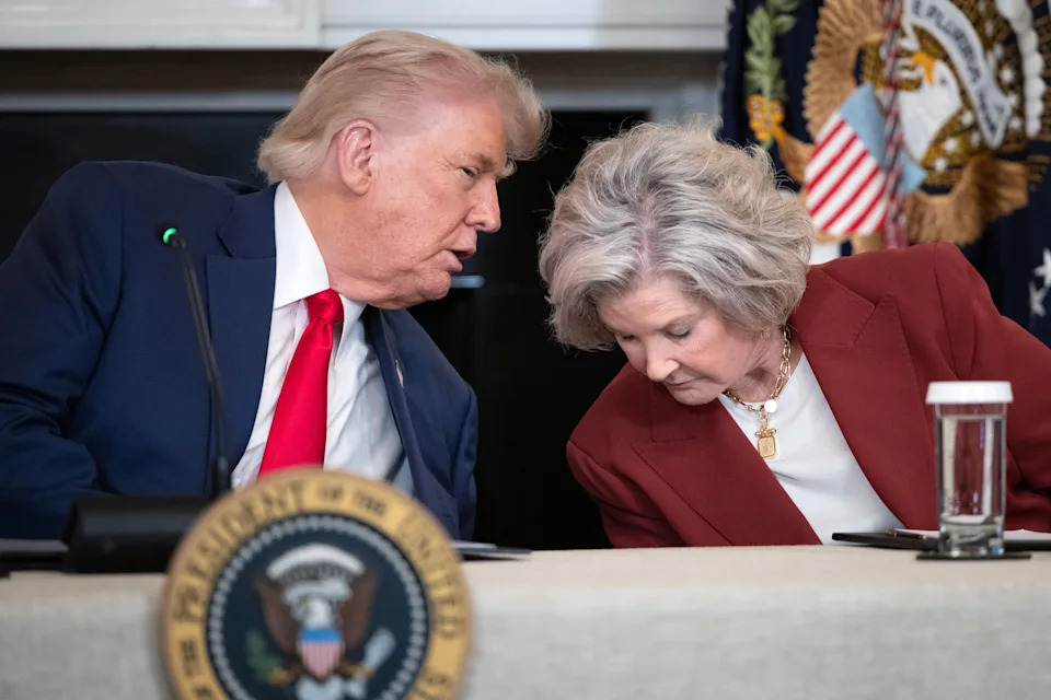 ‘Battle Is Lost’: ICE Agents Say Minnesota Mission Should Be Abandoned After Two Fatal Shootings