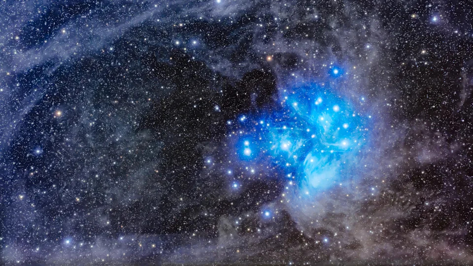 Večeras: Rastojeći Mesec „pliva” pored Plejada — Pogledajte „Sedam sestara” iznad jugoistoka