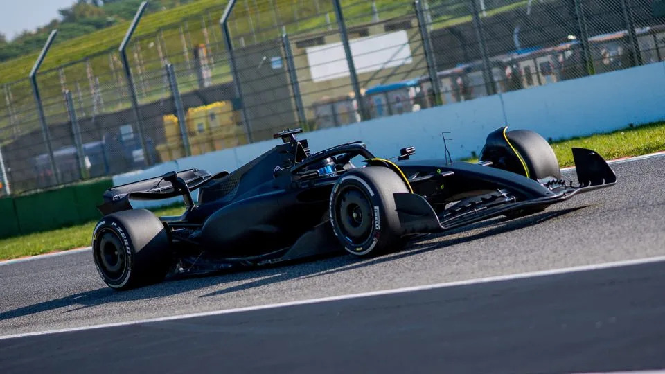 Doomsday Clock Nears Midnight, Weeks-Long Outages, and $1,000 Car Payments — Today's Top Stories