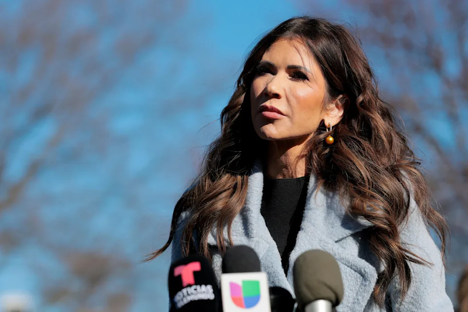 ICE Awards Up To $1.2 Billion In Contracts To Private Firms To Track Immigrants