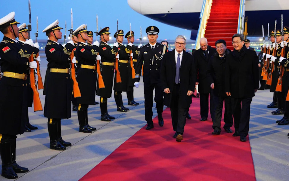 Sanctioned China Mobile Invited To Shanghai Summit Amid Spy Fears During Starmer’s China Visit