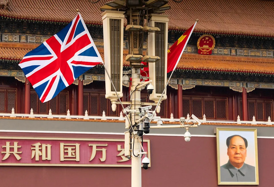 Sanctioned China Mobile Invited To Shanghai Summit Amid Spy Fears During Starmer’s China Visit