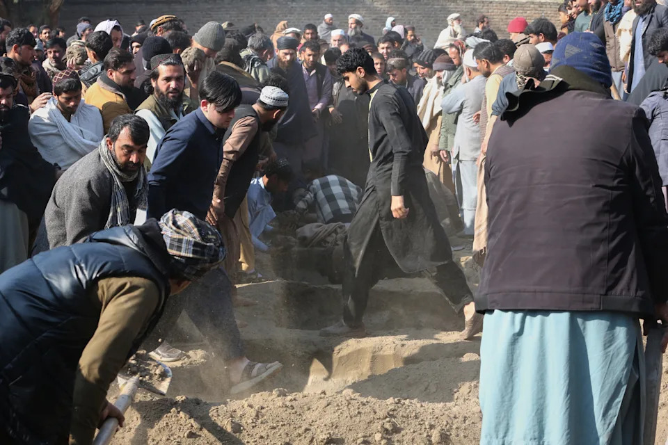 Tragedija u Jalalabadu: Majka i Šestoro Dece Poginuli Nakon Urušavanja Kuće