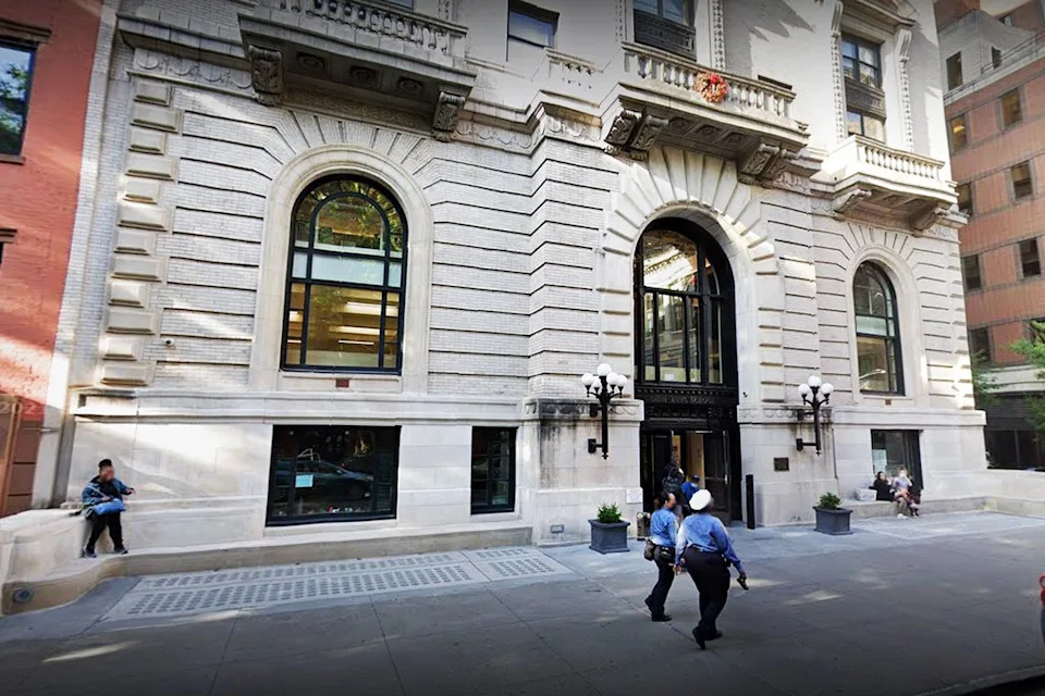 Former Saint Ann’s Teacher Sued After Posing as Teen on Snapchat, Sending and Circulating Nude Images