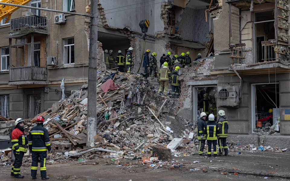 Putin Agrees One-Week Pause on Strikes Against Ukrainian Cities, Trump Says