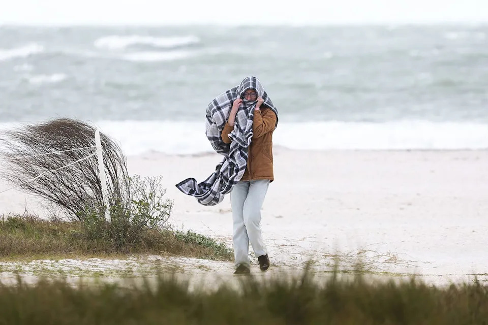 Rare Arctic Blast Could Bring Snow To Parts Of Florida — Orlando May See Coldest Morning In 16 Years