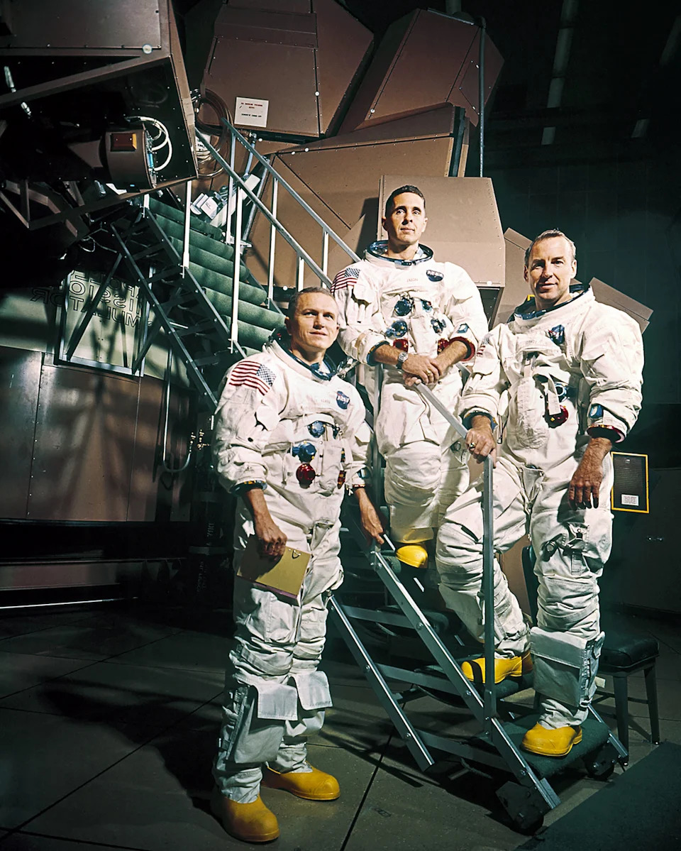 After 54 Years, Humans Return Near the Moon — Artemis II's Bold Circumlunar Test