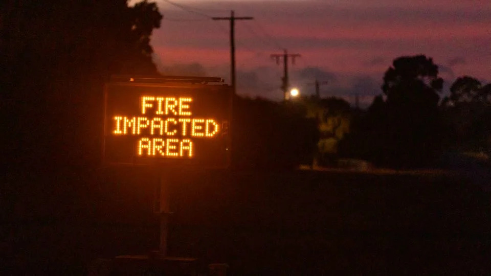 Australia’s Hottest Towns Near 50°C as Heat Wave, Wildfires and Power Cuts Ravage Victoria
