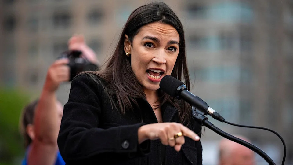 AOC Backs Nationwide Anti‑ICE Shutdown but Keeps Her Office Open to Serve Immigrant Families