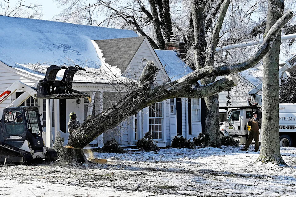 Mississippi Battles Widespread Outages and Destruction as Another Arctic Blast Approaches