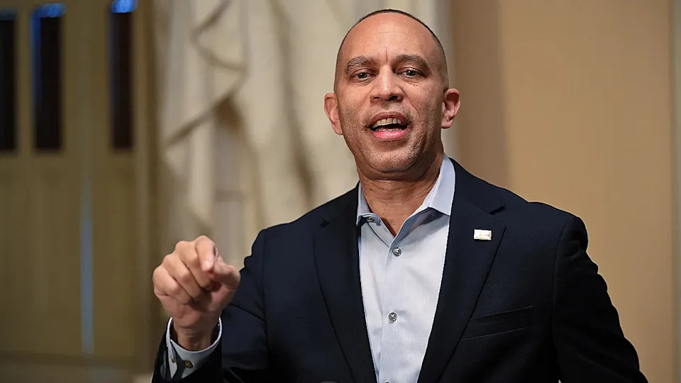 Jeffries Escalates Attack on DHS Secretary Kristi Noem, Says She Should Be 