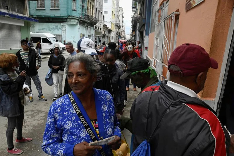 Cubans Driven Into Survival Mode as Fuel Shortages, Blackouts and U.S. Pressure Deepen Crisis