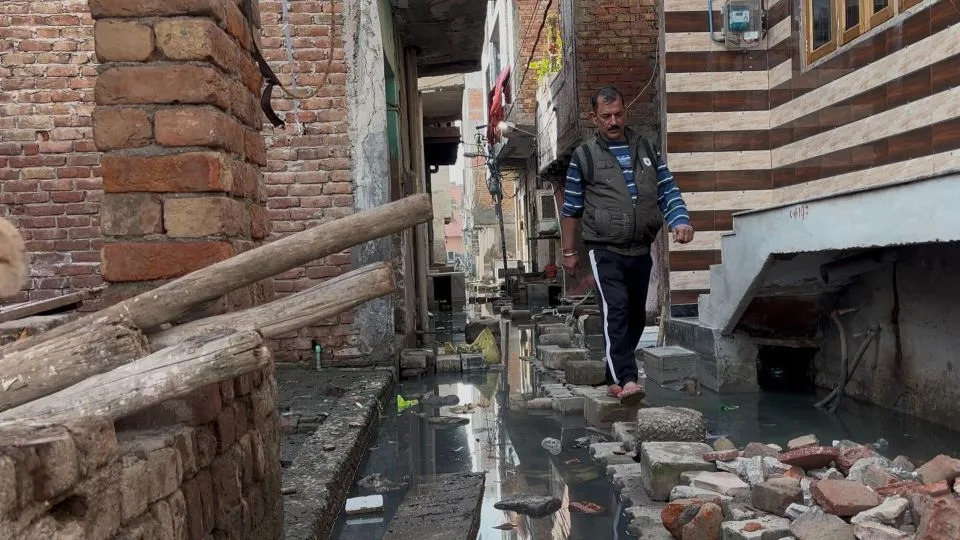 Delhi’s Water Crisis: Millions Without Safe Supply After Yamuna Contamination