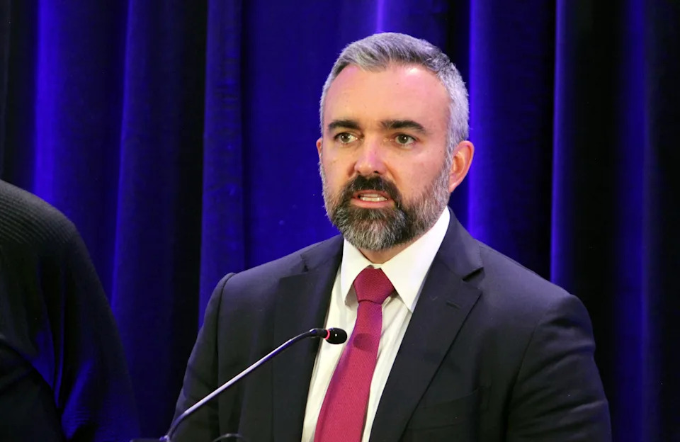 Meta Faces First Stand-Alone State Trial In New Mexico Over Undercover Child-Safety Probe