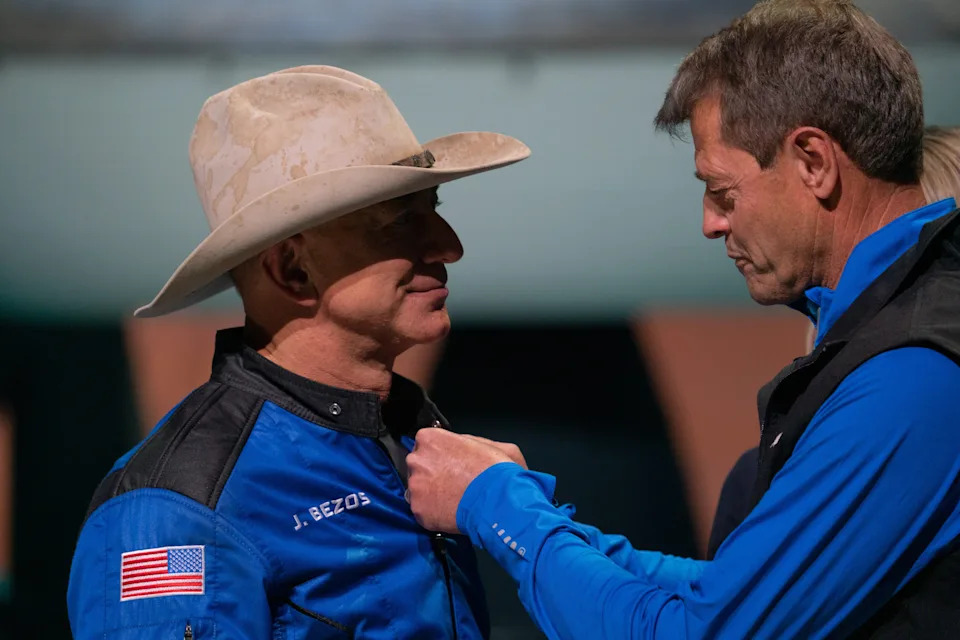 Blue Origin Pauses New Shepard Tourist Flights for At Least Two Years to Focus on Lunar Programs