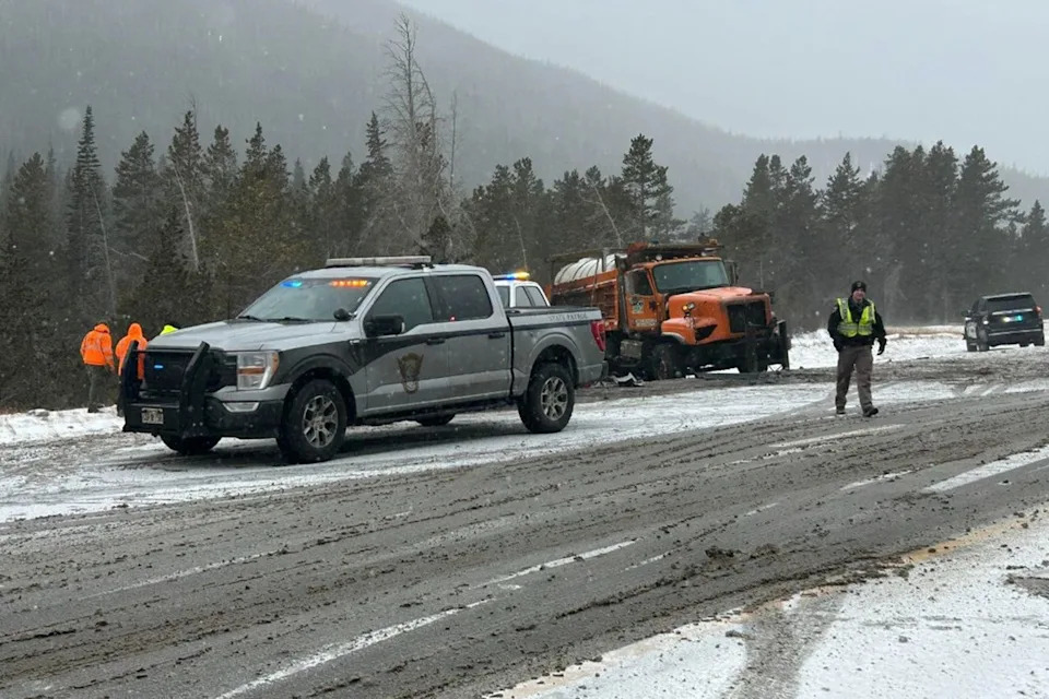 Father Killed When Snowplow Struck Van Carrying Girls' Hockey Team; Community Raises $66K