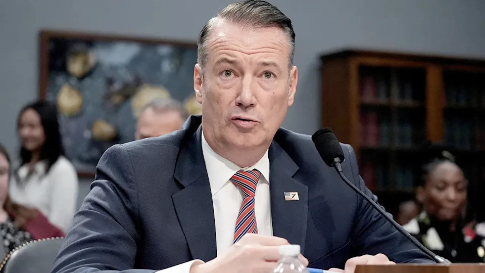 ICE Memo Broadens Criteria for Warrantless Immigration Arrests, Redefines 