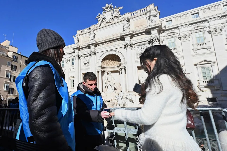 Rome’s New €2 Trevi Fee Sparks Coin-Flinging Evasion on Day One