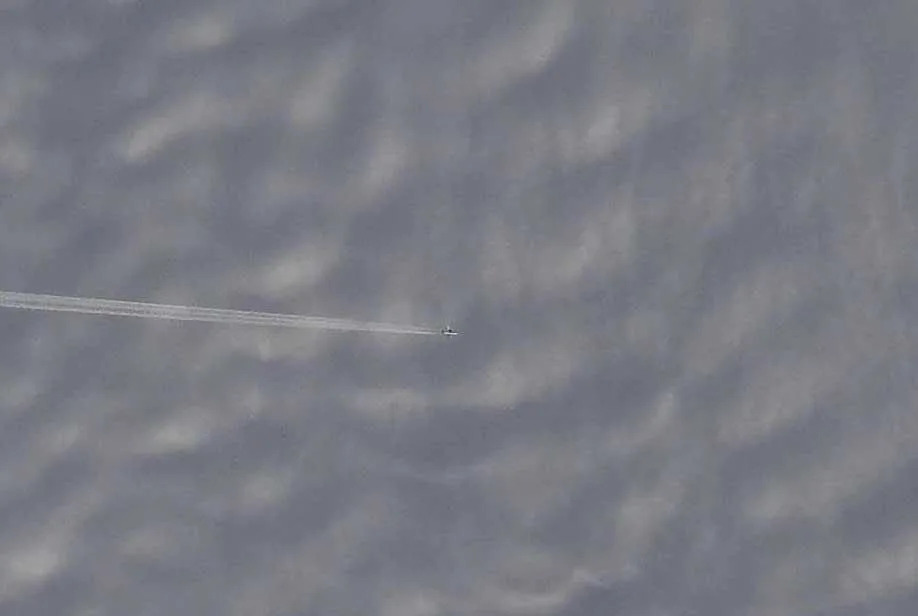 Reddit Moderator Removes Stunning ISS Photo by Astronaut Don Pettit As 'Blurry' — Community Pushes Back