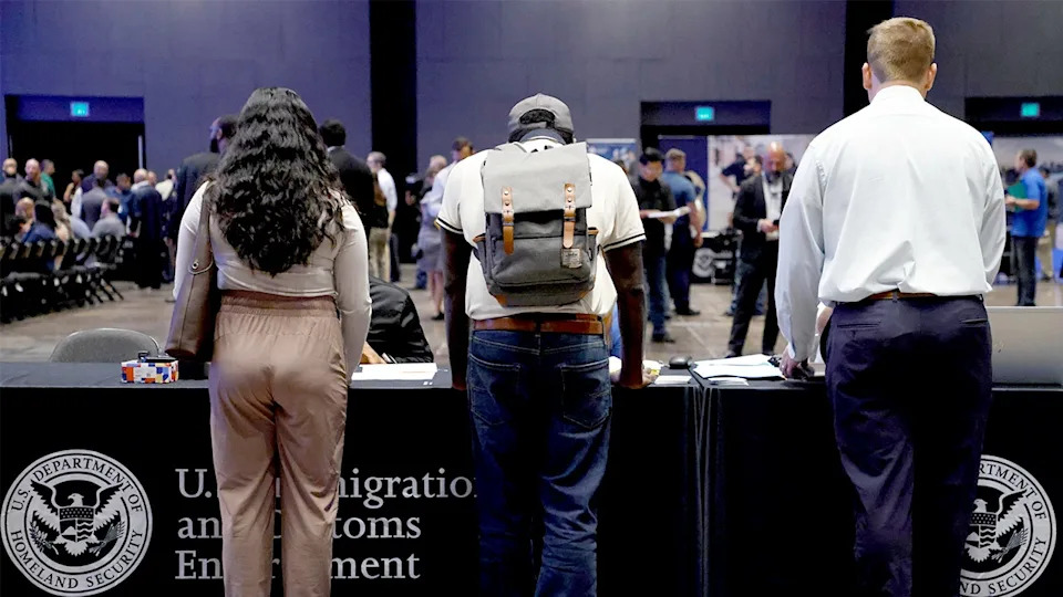 Abbott Says Violent Student Protesters Should Be Arrested, Warns Of Funding Cuts For Schools Allowing Walkouts