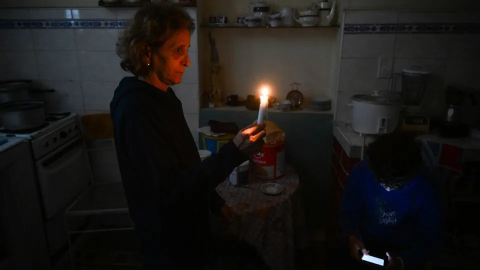 Cuba Open To 'Meaningful' Talks With U.S. — Rejects Any Discussion Of Regime Change As Oil Pressure Rises