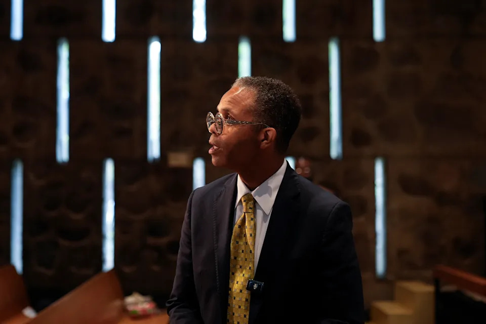 Jesse Jackson Jr. Frames Comeback as Redemption Bid While Campaigning for His Old House Seat