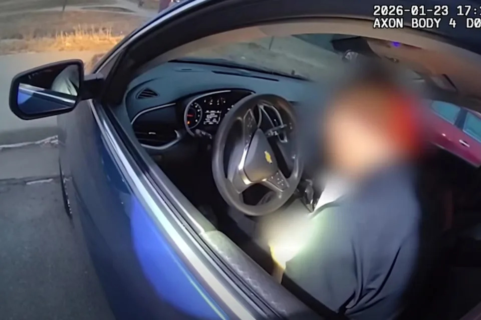 Bodycam Captures Moment Officers Find Three Children Hidden in Car Trunk During DUI Stop