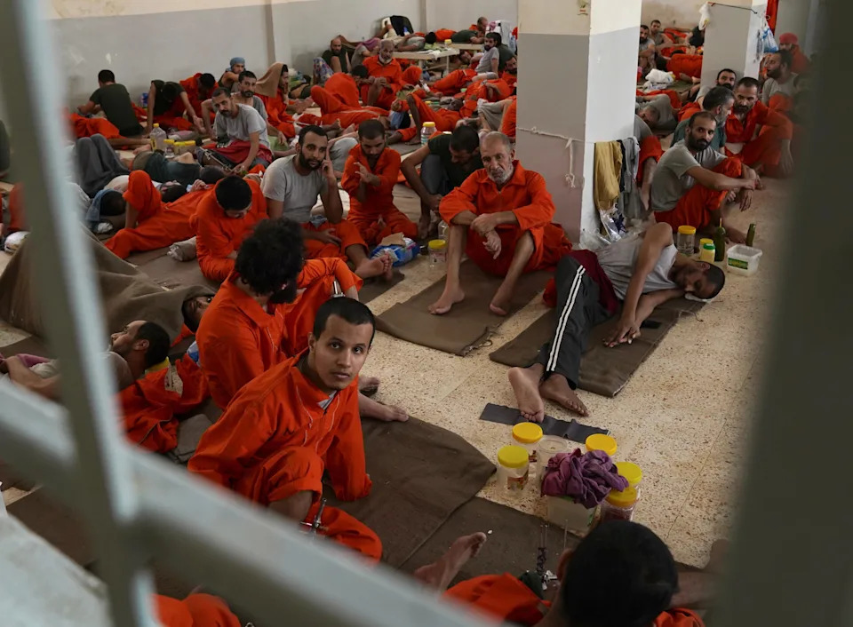 U.S. Transfers Nearly 7,000 Suspected ISIS Detainees to Iraq as Security and Fair‑Trial Fears Mount