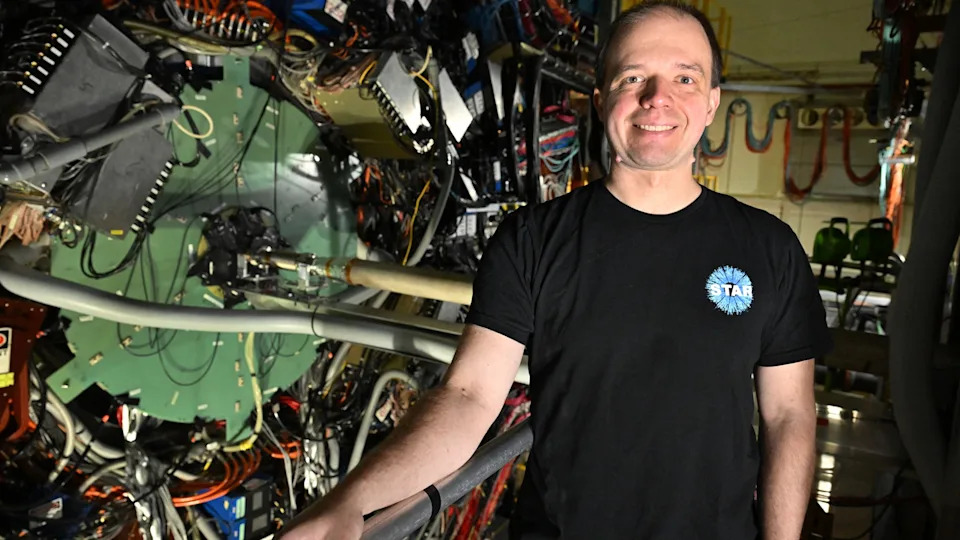 Brookhaven’s RHIC Finds Direct Evidence That Matter Can Emerge From Quantum ‘Nothingness’