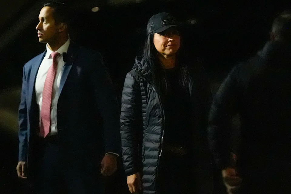 Bondi Falters as Officials Offer Conflicting Accounts of Tulsi Gabbard’s Presence at Georgia Ballot Search