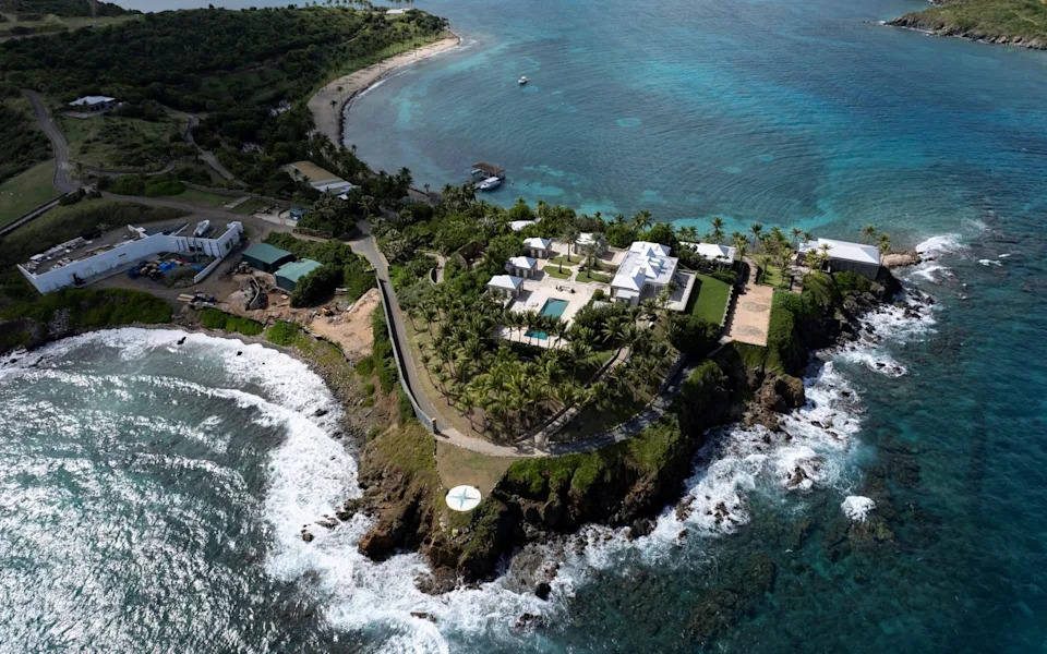 How Jeffrey Epstein Ensnared the Global Elite: Flatter, Connect, Reward, Repeat