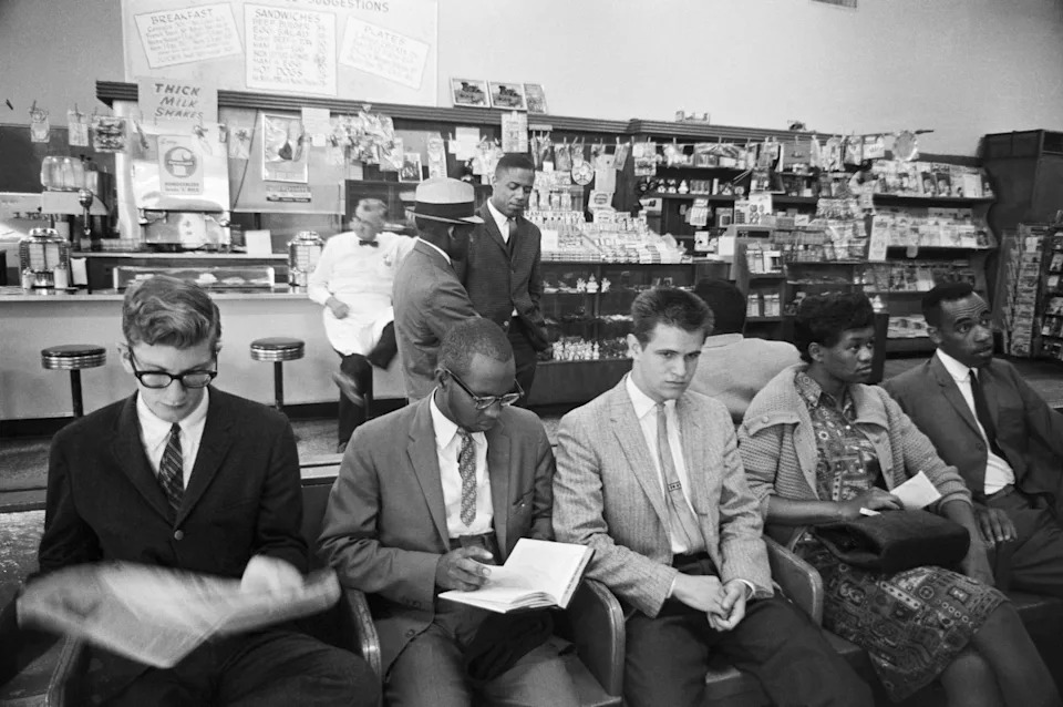 17 Powerful Photographs That Define the U.S. Civil Rights Movement