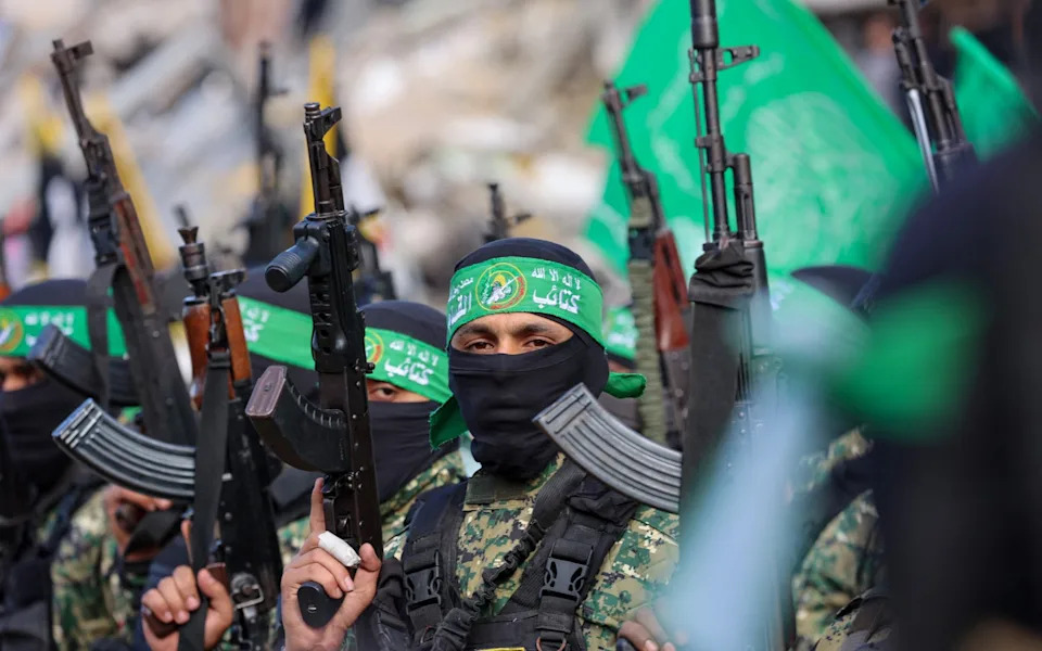 SAD Odbacuju Britanski Predlog: Huckabee Protiv Toga Da Hamas Zadrži Oružje