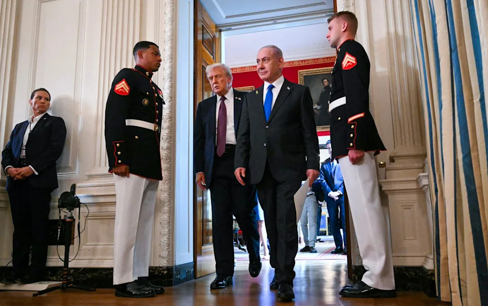 SAD Odbacuju Britanski Predlog: Huckabee Protiv Toga Da Hamas Zadrži Oružje