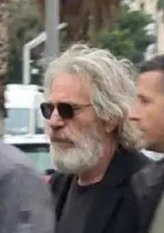 Provera Činjenica: Slika Jeffreya Epsteina u Tel Avivu (2026.) Je Lažna — Puna Verzija Pokazuje Gemini Sparkle Vodeni Znak